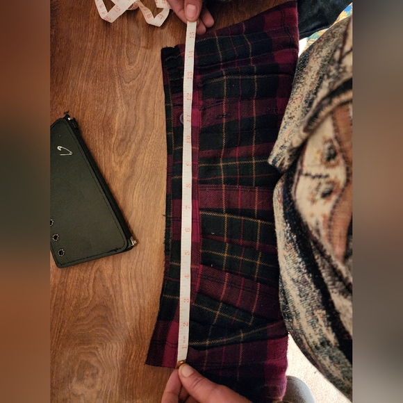 VINTAGE midi Red Plaid Skirt - Picture 5 of 5